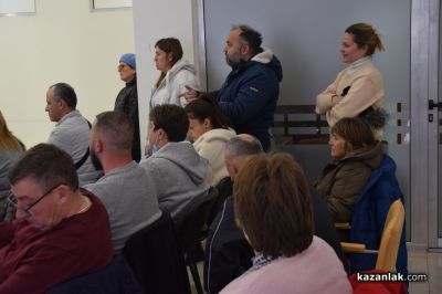 Казанлъчани дискутираха промените и допълненията към общинската наредба за отглеждане на животни