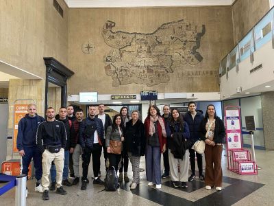 Учители и ученици от Механото обмениха добри практики във Франция по програма „Еразъм +“