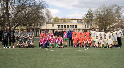 Празничен турнир по футбол се проведе в ПГЛПТ