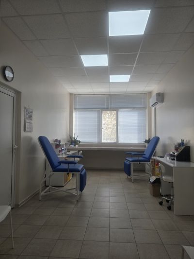 Клиничната лаборатория на казанлъшката Поликлиника разполага с нова високотехнологична апаратура