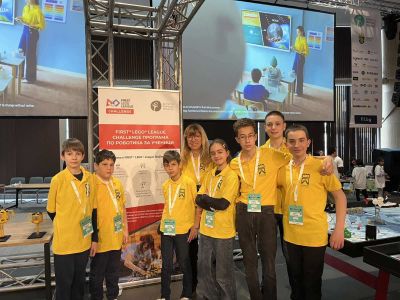 CyberRobo участва на световното състезание „First Lego League” 2025