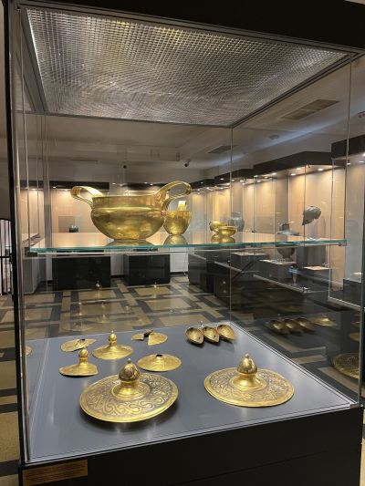 Тракийските съкровища представени в САЩ се завърнаха в България