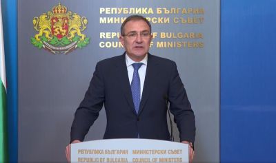 Министър Гуцанов: Над 2000 души с увреждания получават шанс за нормален живот  / Новини от Казанлък