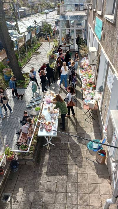 Над 4 300лв събра базарът в Сдружение “Бъдеще за децата“ за Таня