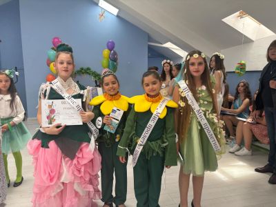 ОУ “Мати Болгария“ се превърна в истинска цветна градина