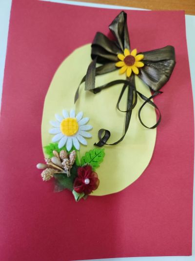 Малчугани от детските градини в Казанлък зарадваха малките пациенти в болницата