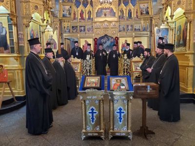 На Томина неделя - митрополит Киприан служи в родния си град Казанлък