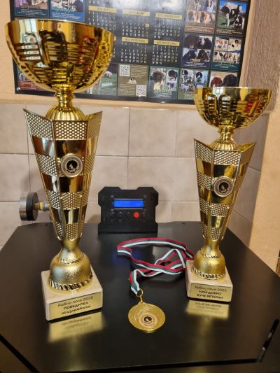 Две каракачански кучета от Средногорово изпъкнаха на изложба сред конкуренцията