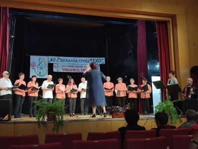 Участници от цялата страна се включиха в XXVI Празник на туристическите и патриотични песни в Казанлък 