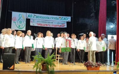 Участници от цялата страна се включиха в XXVI Празник на туристическите и патриотични песни в Казанлък 