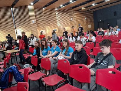 Ученици от Казанлък участваха в 10-ото издание на Българския географски фестивал във Варна 