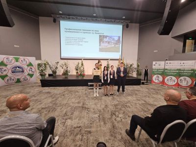 Възпитаниците на ПГЛПТ с достойно представяне на финалите на националните състезание по професии в туризма