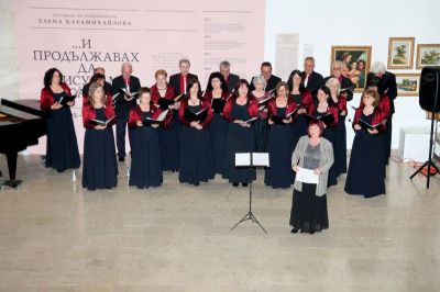 Хор „Севтополис“ с диригент Дора Кошева отново вдигна публиката на крака