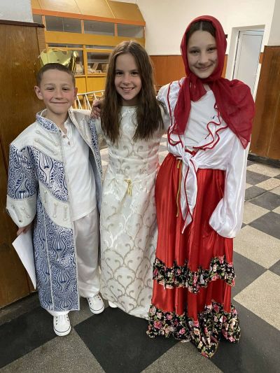 Театрално студио “Светът в детските длани“ при ОУ “Мати Болгария“ отпразнува третия си рожден ден 