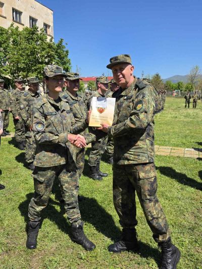 Военните тържествено отбелязаха Деня на храбростта