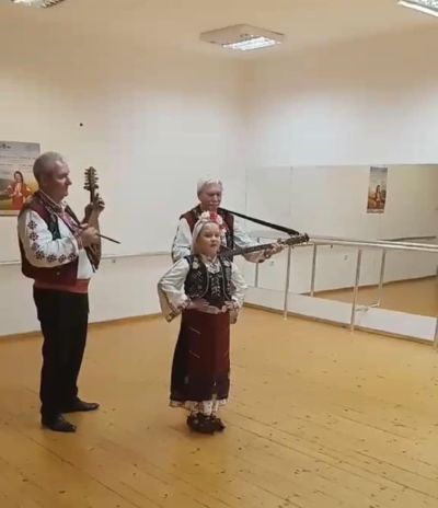 Талантите от Вокална група “Пеещи звънчета“ с престижни награди от фолклорен конкурс „Орфеево изворче”