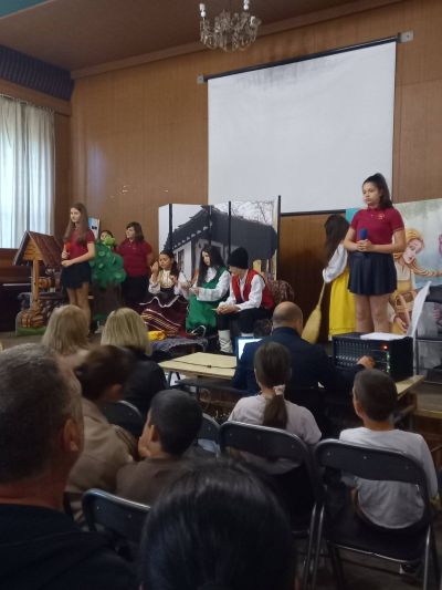 Театрално студио “Светът в детските длани“ при ОУ “Мати Болгария“ отпразнува третия си рожден ден 