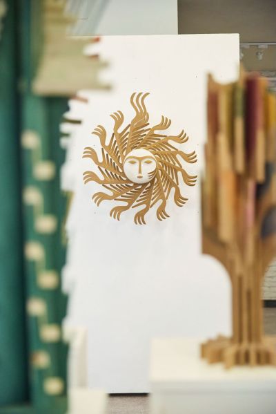 До 15 юни може да разгледате изложбата с творби на майсторите-дърворезбари Иван Бубев и Лалю Бубев “Диалози с дървото“ в Павел баня