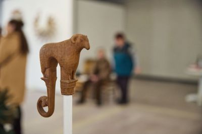 До 15 юни може да разгледате изложбата с творби на майсторите-дърворезбари Иван Бубев и Лалю Бубев “Диалози с дървото“ в Павел баня