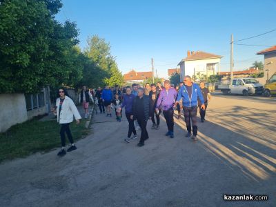 Жителите на Овощник излязоха на протест срещу проблемна фамилия