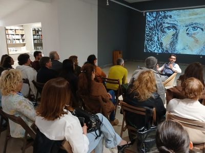 С изложба и лекция в Казанлък бе представен житейския и творчески път на Иван Милев 