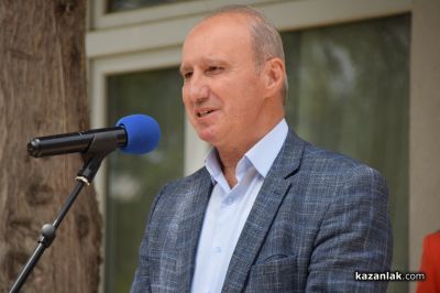 Водещи университети от цяла България участваха в Деня на висшето образование в Казанлък