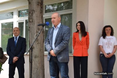 Водещи университети от цяла България участваха в Деня на висшето образование в Казанлък