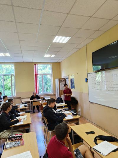 За един ден управлението в ПГ „Иван Хаджиенов“ се пое от учениците 