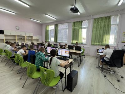 Ден на ученическото самоуправление се проведе в ОУ “Св. Паисий Хилендарски“ гр.Казанлък 