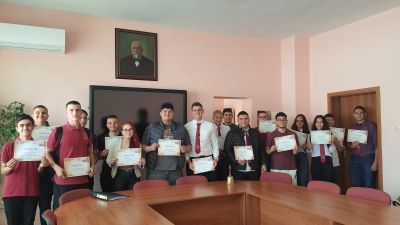 За един ден управлението в ПГ „Иван Хаджиенов“ се пое от учениците 