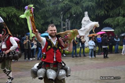 Дъждът не спря доброто: Благотворителен концерт в подкрепа на Таня събра над 4 200лв