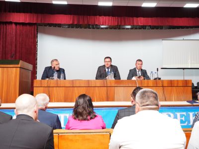 Да предпазим от инциденти, а не да глобим повече хора, е целта на контролните действия на пътя, заяви министър Митов в Стара Загора