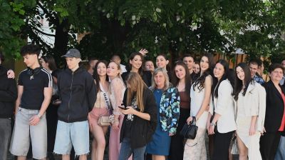 С много усмивки и настроение Математическата гимназия изпрати Випуск 2025