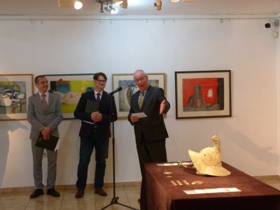 Швейцария върна на България гладиаторски шлем на 2000 години