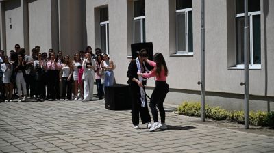 С много усмивки и настроение Математическата гимназия изпрати Випуск 2025