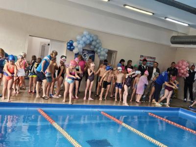 Над 120 деца участваха в плувен турнир по повод Деня на българския спорт