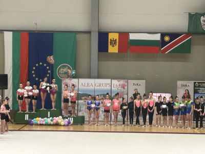 Казанлъшките гимнастички с блестящо участие на турнира „Фея под липите“