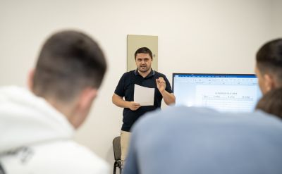 Атрактивно състезание под надслов „Аз обичам България“ проведоха в ПГЛПТ в навечерието на 24-ти май