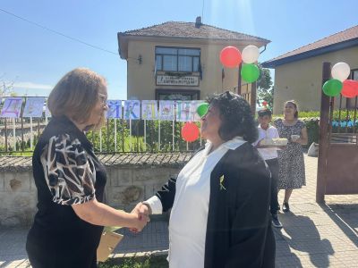 150 години будители в ОУ “Св.Св. Кирил и Методий“ с.Кънчево: Пламъкът на знанието не угасва 