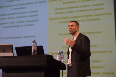 На 14 юни Списание 8 на живо в Дамасцена: „Мила родино, ти си земен рай!“ ще припомни какво е да си Българин