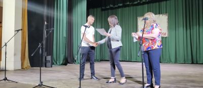 Павел баня отпразнува 24 май. Кметът Иса Бесоолу с подаръци за отличниците