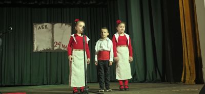 Павел баня отпразнува 24 май. Кметът Иса Бесоолу с подаръци за отличниците