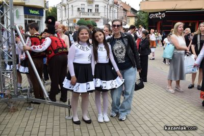 Талантите на Казанлък озариха сцената на площад „Севтополис“ в празничния 24 май