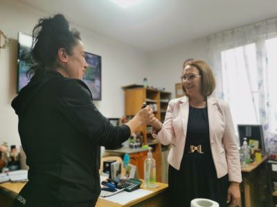 Продължава модернизацията на Общинския приют с нов лицензиран автомобил и нова лабораторна техника