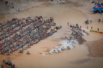 Казанлъчанинът Любомир Синев със силен старт на Red Bull Erzbergrodeo