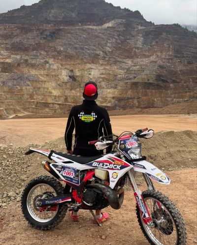 Казанлъчанинът Любомир Синев със силен старт на Red Bull Erzbergrodeo