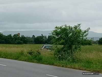 Катастрофа затруднява движението по пътя Казанлък – Енина 