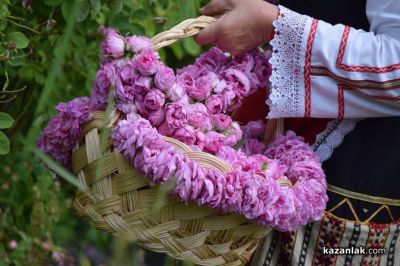 Автентичен ритуал по розоварене бе представен в Музея на розата в Казанлък