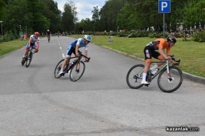 Динамика, спортен дух и колоездачи от цялата страна за Купа „Долината на тракийските владетели“ в Казанлък
