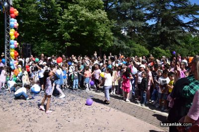 Казанлък отпразнува 1 юни с весело шоу, забавни игри и много изненади 